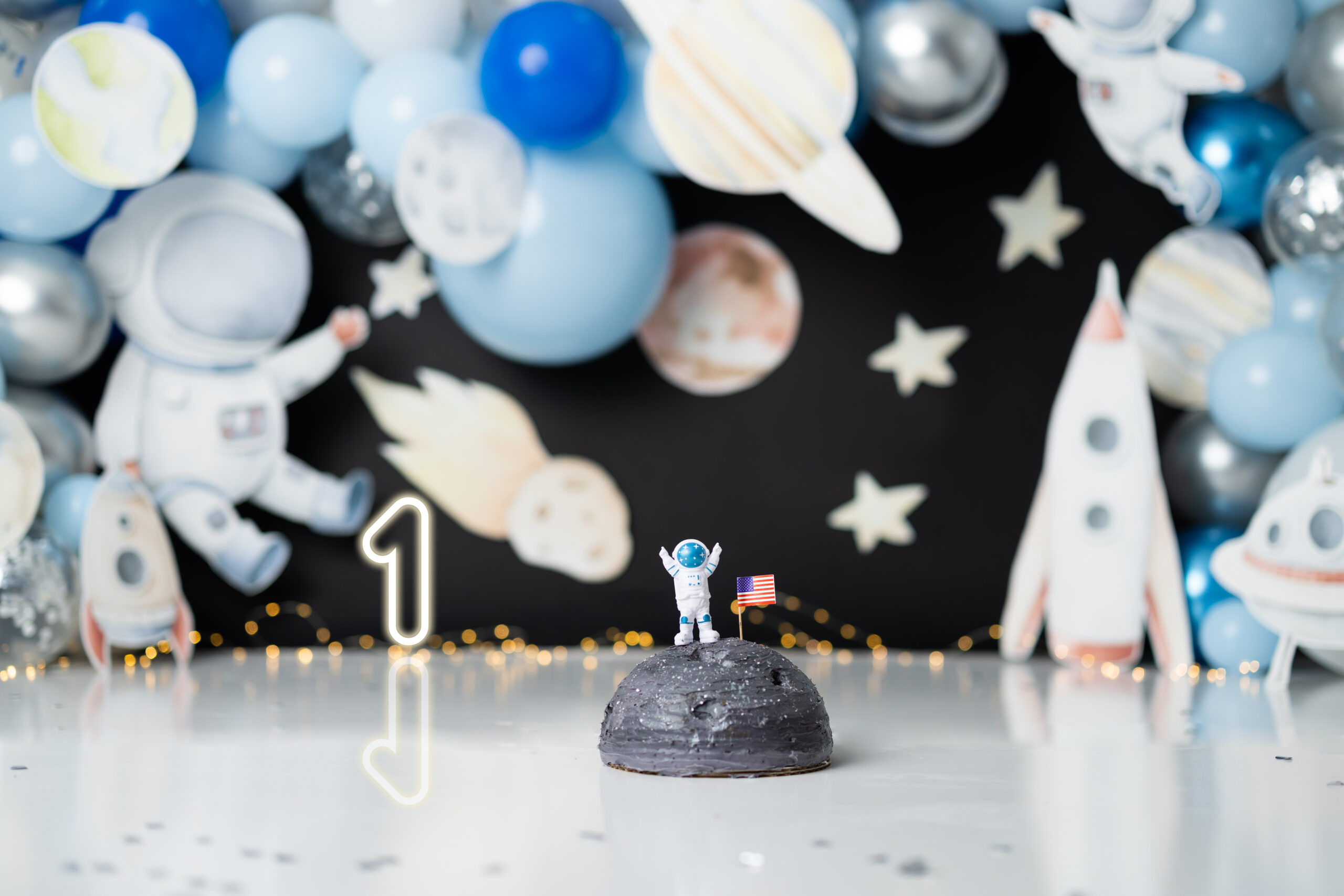 moon astronaut planet space cake smash