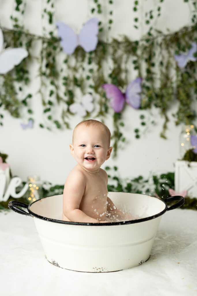 bath bubble bath cake smash 